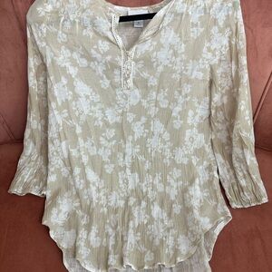Liz Claiborne Cream Floral Blouse